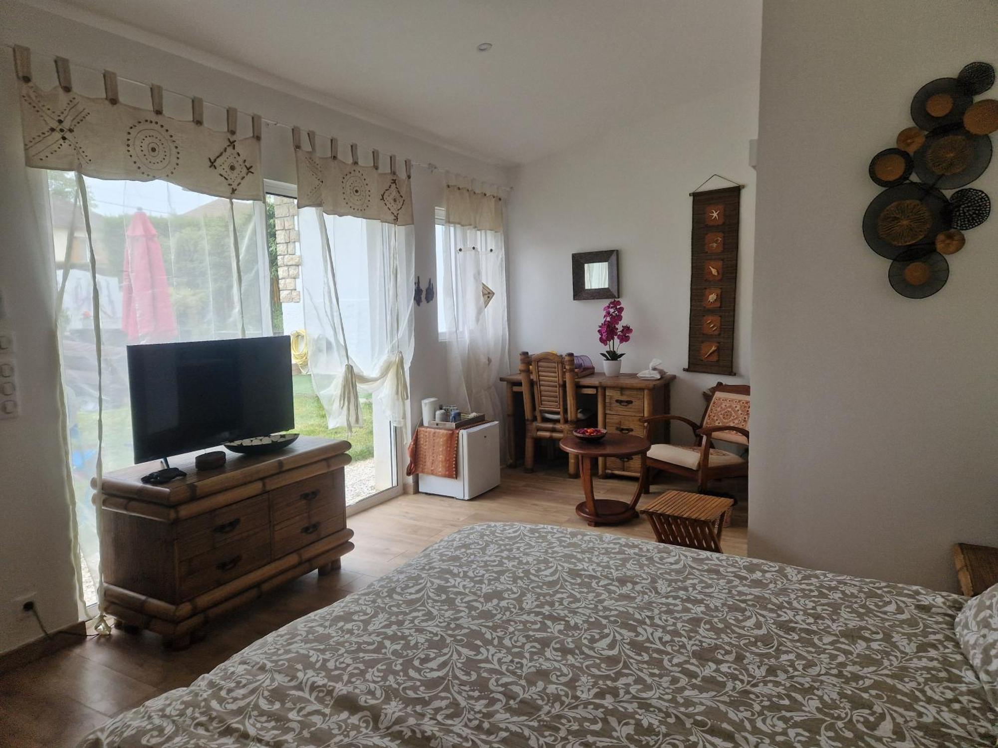 La Serenite Balinaise, Chambre Et Sdb Privee, Jardin , Piscine Et Jacuzzi En Saison, Pres De Chantilly, Parc Asterix Et Cdg Et Paris En 20' Orry-La-Ville Екстер'єр фото